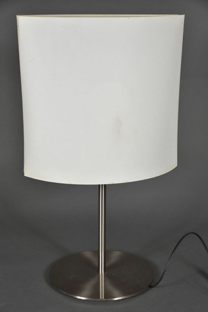 Lampe de table de la marque Natuzzi, structure...