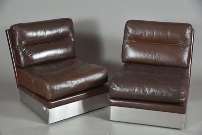 * ROCHE BOBOIS
Canapé trois places et paire...