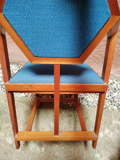 Lot de cinq chaises 