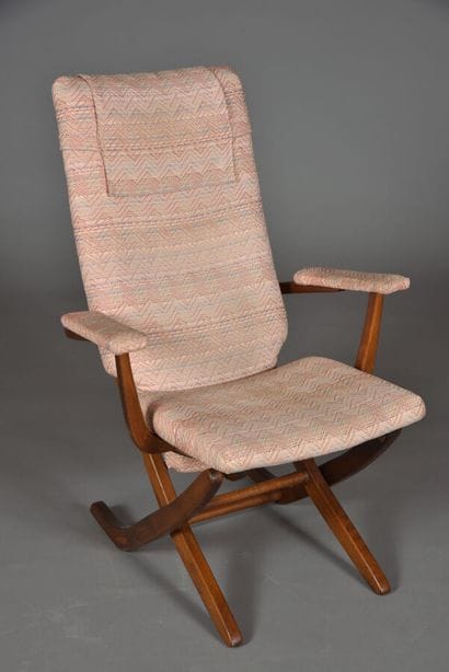 Fauteuil modèle Poly-x de chez POLYCONFORT....