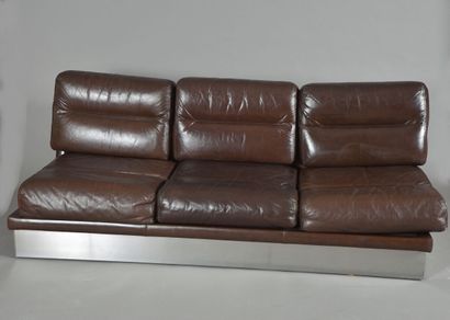 * ROCHE BOBOIS
Canapé trois places et paire...
