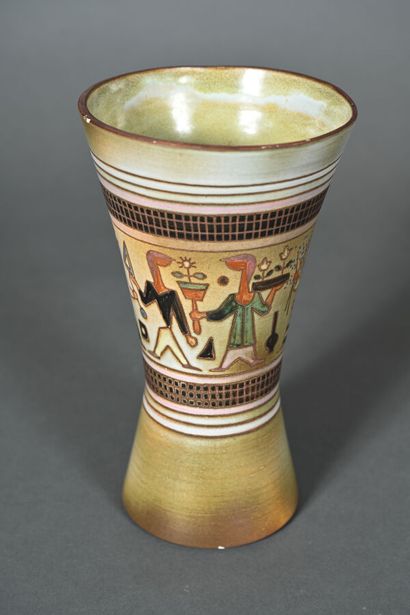 René Maurel pour Tourrettes-sur-Loup.
Vase...