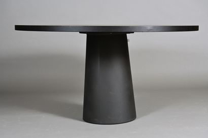 Table ronde noire à plateau en placage de...