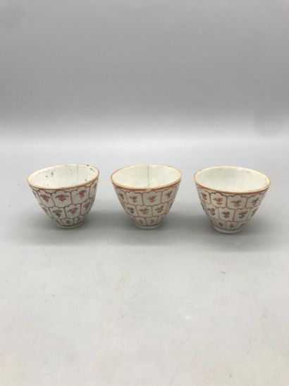 Chine, XVIIIe-XIXe siècle 
Trois petits sorbets...