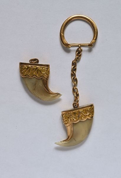 Lot in 18K (750/oo) yellow gold, comprising...