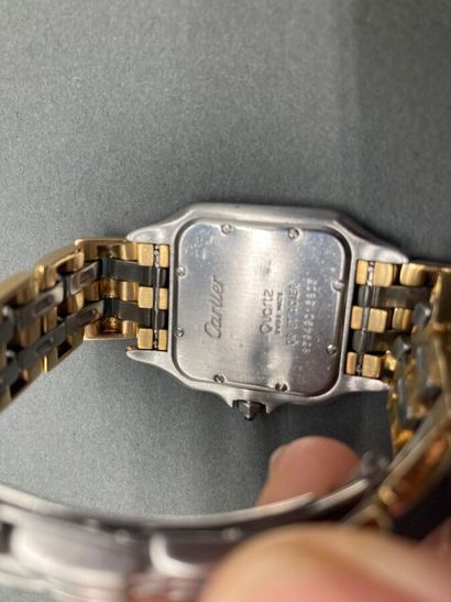 *CARTIER. Montre bracelet de dame en acier...