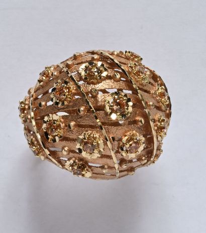 18K (750/oo) pink and yellow gold Dome ring...