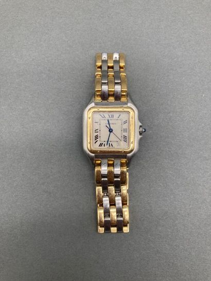 *CARTIER. Montre bracelet de dame en acier...
