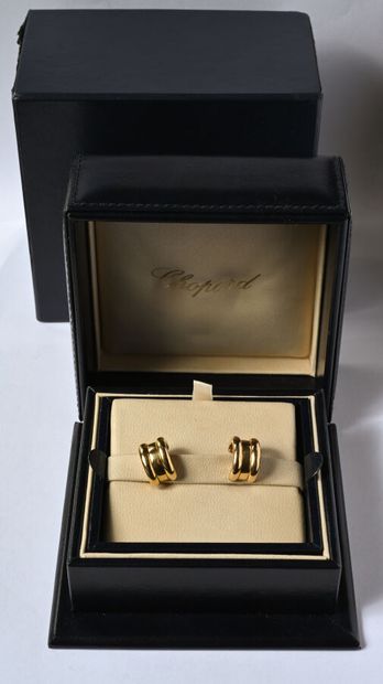 CHOPARD: Pair of smooth 18K (750/oo) yellow...