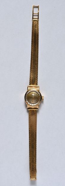 LIP: Watch in 18K (750/oo) yellow gold, round...