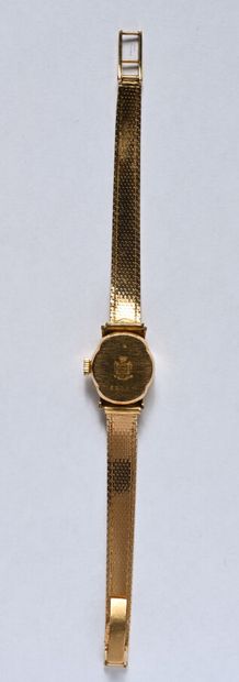 LIP: Watch in 18K (750/oo) yellow gold, round...