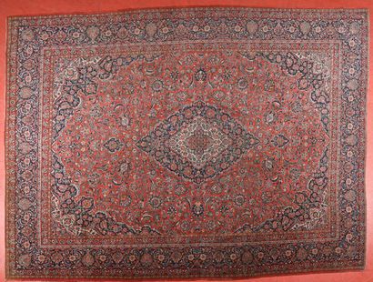 Tapis Iran Aroune.
Chaine et trame coton,...