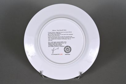 LIMOGES 
Service de table en porcelaine à...
