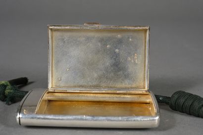 FABERGÉ.
Étui à cigarettes en argent. Poinçon...