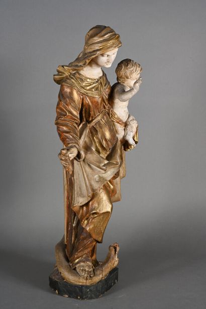 Vierge à l'enfant en bois sculpté polychromé...