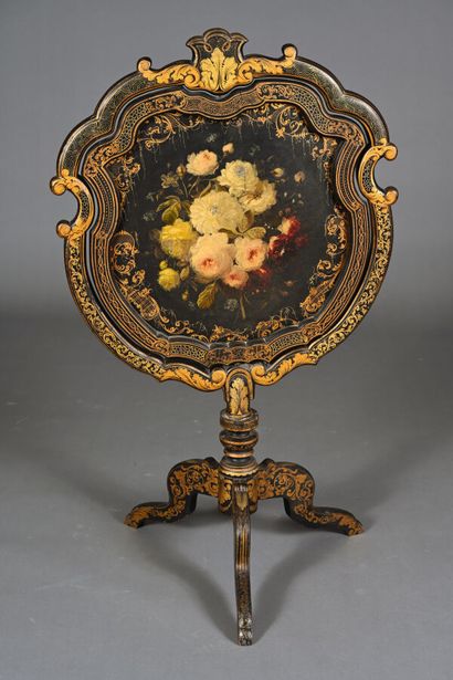 Écran de cheminée en bois polychromé et or...