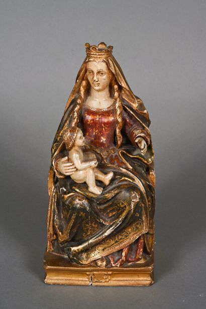 Vierge en majesté dans le style moyenâgeux...