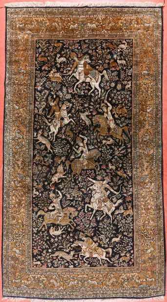 Tapis Iran Ghom. 
Chaine et velours soie....
