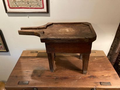 Small draining board in patinated softwood....