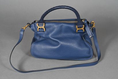 CHLOE. Sac Marcie en cuir grainé bleu marine...