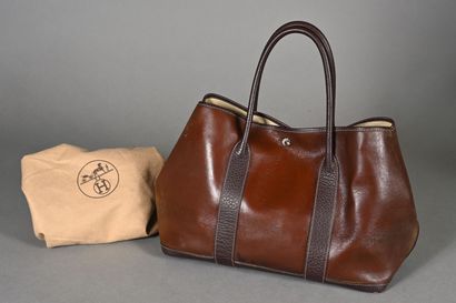 HERMES, Paris. Sac Garden Party en cuir végétal...
