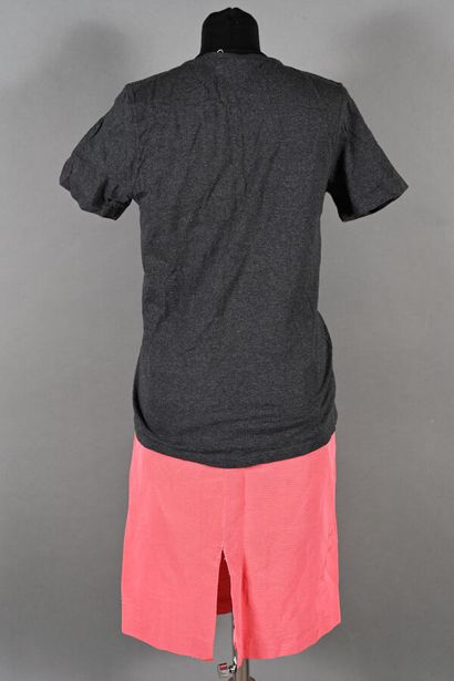 YVES SAINT LAURENT Variation. Lot consisting...