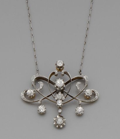 Pendentif Art Nouveau en or jaune 18K (750/oo)...
