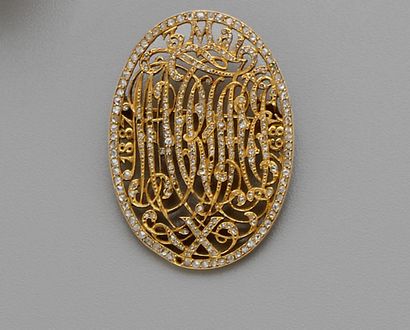 G.R SANDOZ : Broche en or jaune 18K (750/oo)...