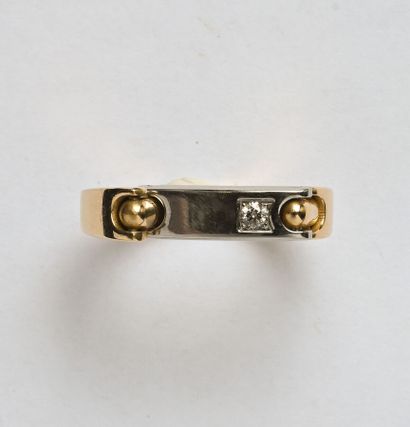 Bague en or jaune 18K (750/oo) lisse, le...