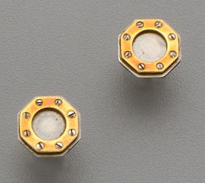 CARTIER : Paire de boutons d'oreilles en...