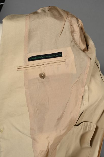 BARDELLI, Milan. Costume pantalon en gabardine...