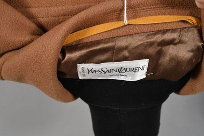 YVES SAINT LAURENT Variation. Camel wool...