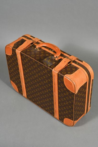 LOUIS VUITTON. Airbus suitcase in Monogram...
