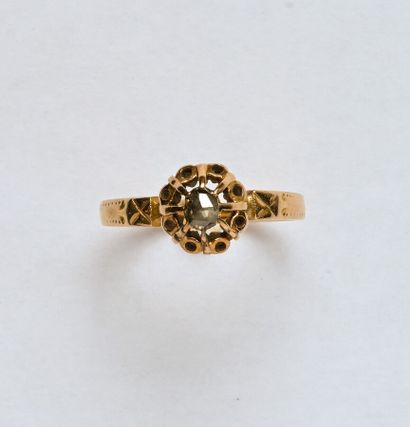 Bague ancienne en or jaune 18K (750/oo),...