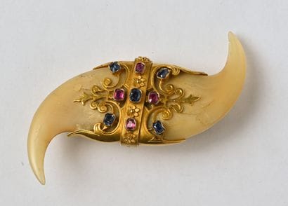 Broche ancienne en or jaune 18K (750/oo)...