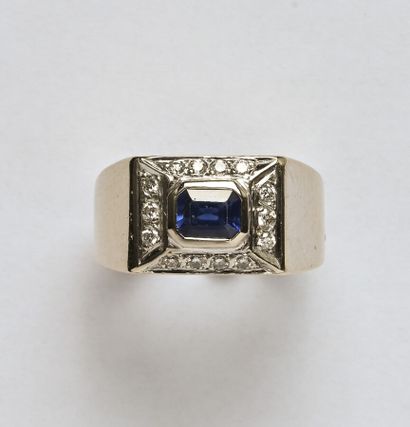Bague Chevalière en or gris 18K (750/oo)...