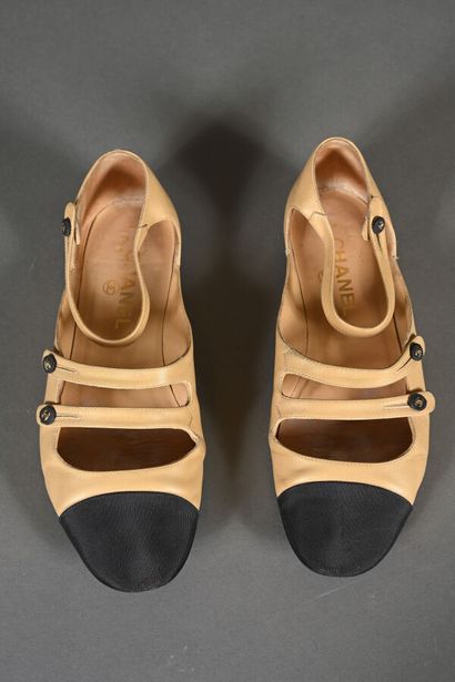 CHANEL. Pair of nude leather flat shoes with...