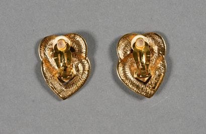 YVES SAINT LAURENT. Paire de clips d'oreille...