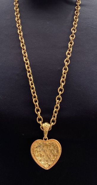 ANONYME. Dans le goût d'Yves Saint Laurent....