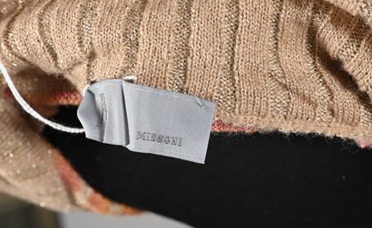MISSONI. Lot de deux cardigans en maille...