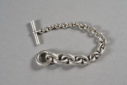 HERMES, Paris. Bracelet en argent à mailles...