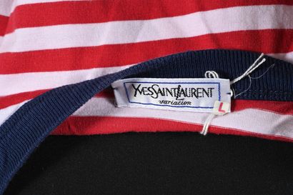YVES SAINT LAURENT Variation. Set consisting...