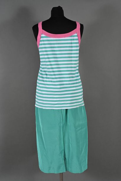 YVES SAINT LAURENT Variation. Lot including...