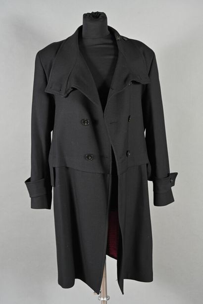 CHRISTIAN LACROIX. Manteau homme en laine...