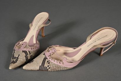 ALESSANDRO DELL'ACQUA. Paire d'escarpins...