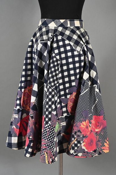 CHRISTIAN LACROIX. Ample jupe mi-longue en...
