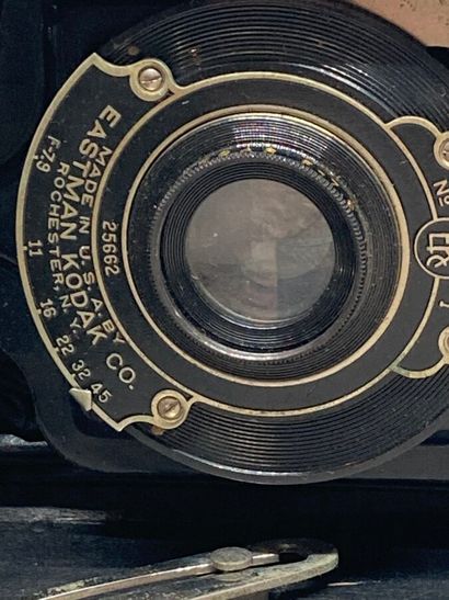 KODAK, Appareil photographique à soufflet...