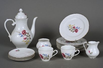 Partie de service en porcelaine de Bavière...