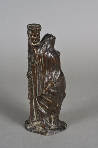 Jeune femme à l'antique vêtue d'une tunique,...