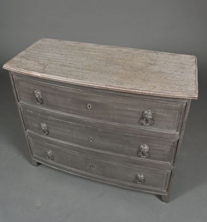 Commode à façade légèrement cintrée en bois...